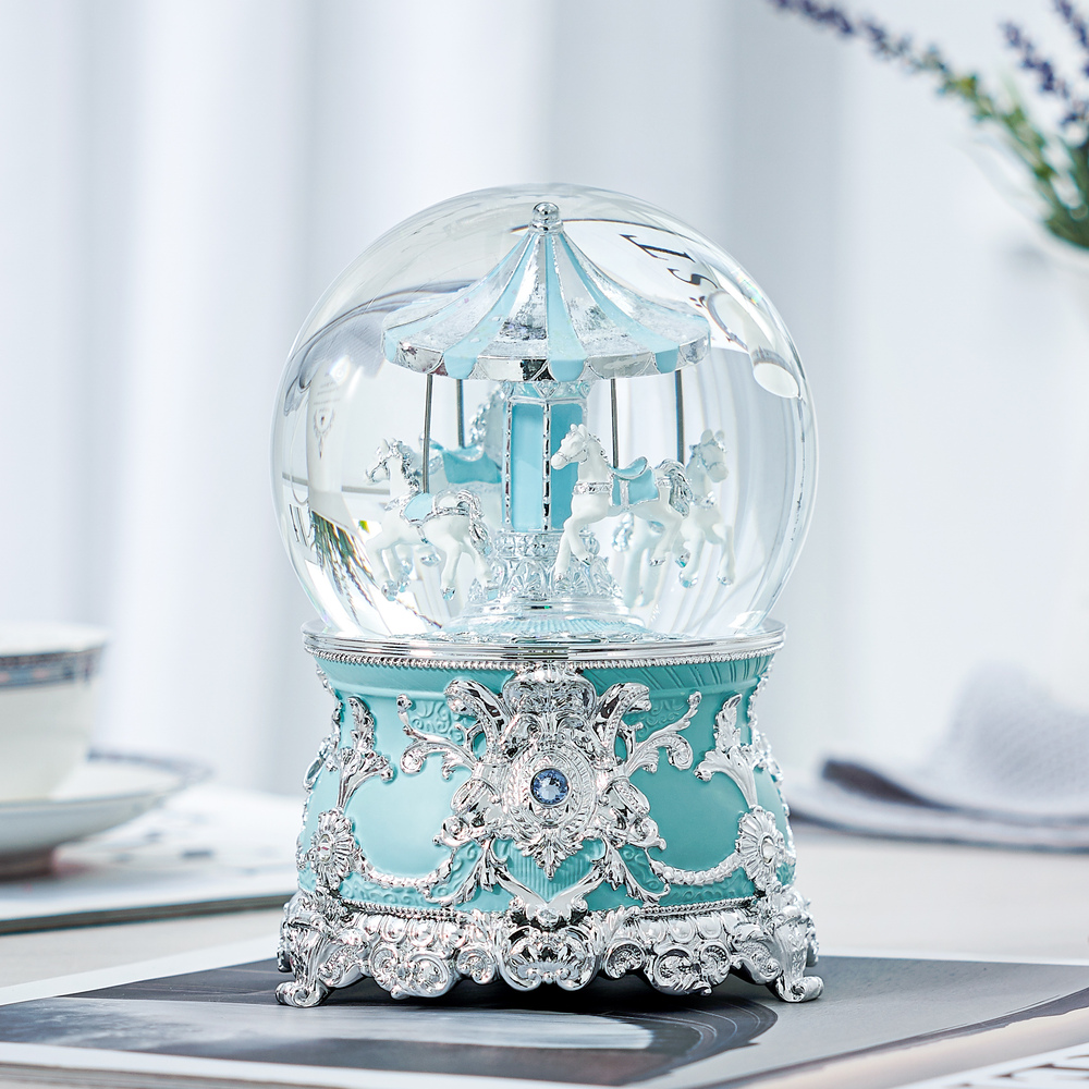Tiffany & Co. クリスタル雪だるま 81bZ0qh2b3S._UF350,350_QL50_.jpg